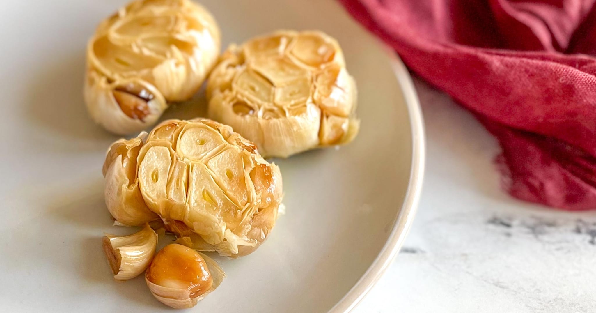 Roasted Garlic - Two Cloves Kitchen