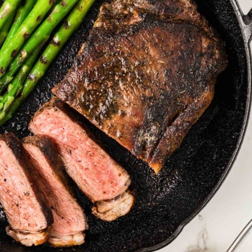 Easy Blackened Steak Recipe - Two Cloves Kitchen